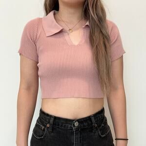 Pink cropped ribbed collared short sleeve top small